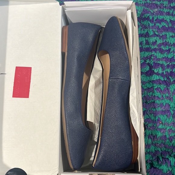 Never worn Aldo flats - Picture 3 of 3